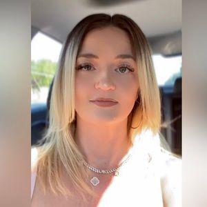 Meet your Posher, Kristine